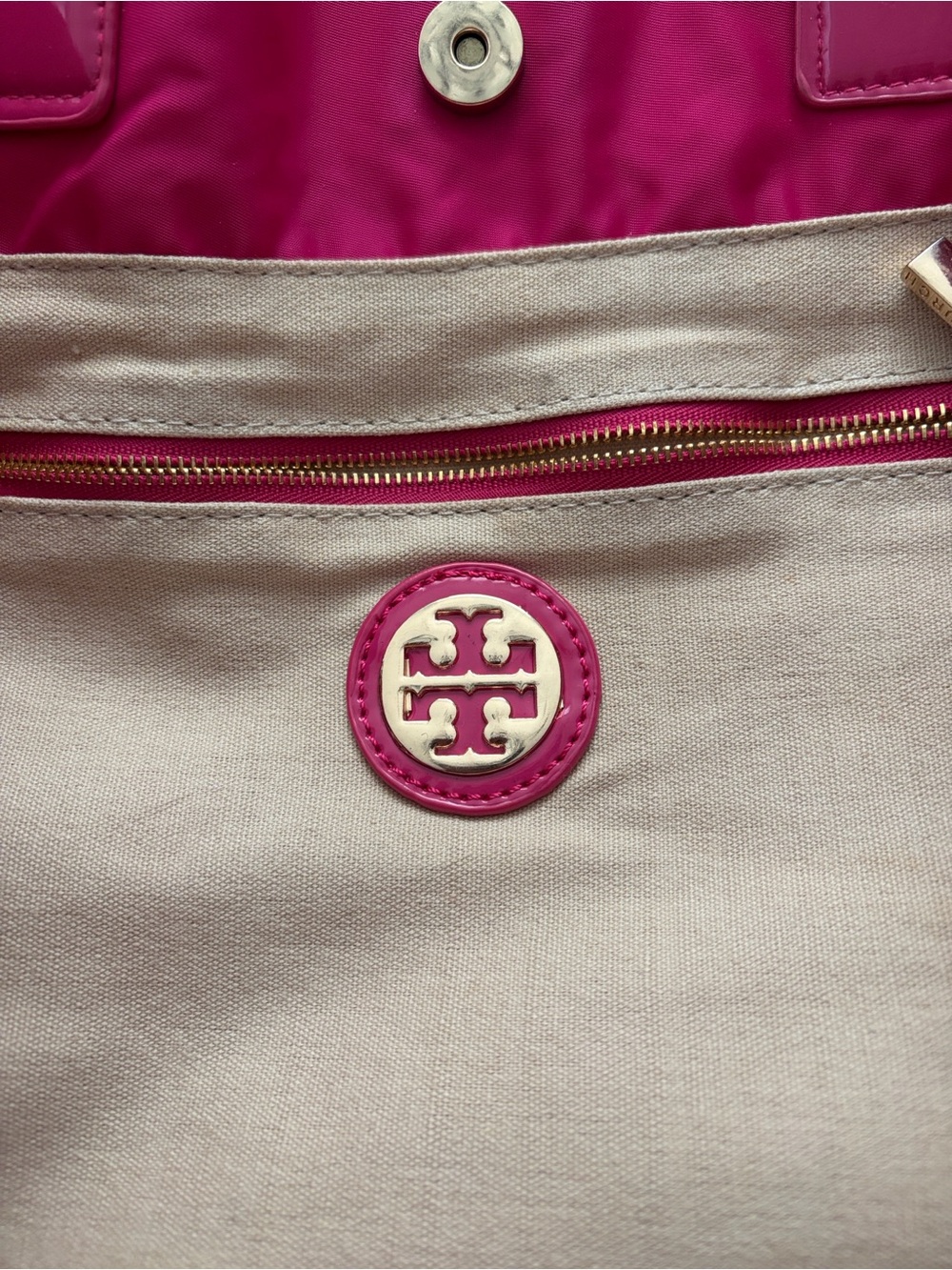 Tory Burch Hot Pink Logo Nylon Ella Large Tote - Picture 2 of 11